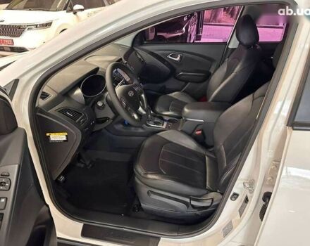 Хендай Туксон, об'ємом двигуна 2 л та пробігом 161 тис. км за 15500 $, фото 17 на Automoto.ua