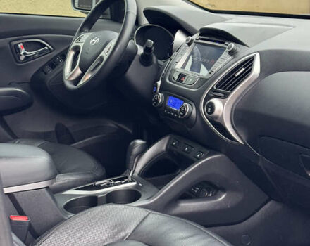 Хендай Туксон, объемом двигателя 2 л и пробегом 187 тыс. км за 14700 $, фото 29 на Automoto.ua