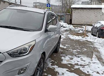 Хендай Туксон, об'ємом двигуна 2.4 л та пробігом 205 тис. км за 12500 $, фото 1 на Automoto.ua