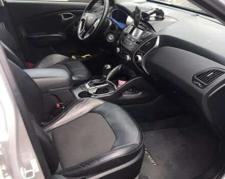 Хендай Туксон, об'ємом двигуна 2.4 л та пробігом 130 тис. км за 14800 $, фото 4 на Automoto.ua
