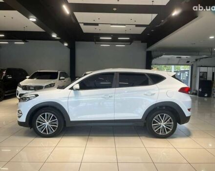 Хендай Туксон, объемом двигателя 2 л и пробегом 152 тыс. км за 18800 $, фото 7 на Automoto.ua