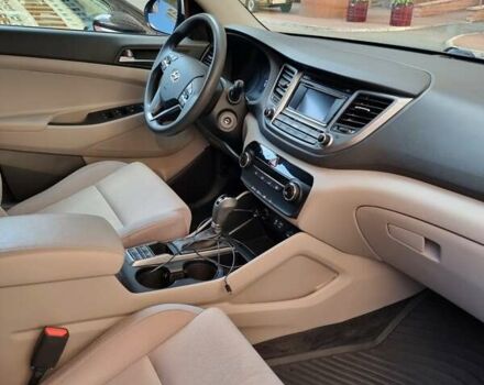 Хендай Туксон, об'ємом двигуна 2 л та пробігом 177 тис. км за 14500 $, фото 1 на Automoto.ua
