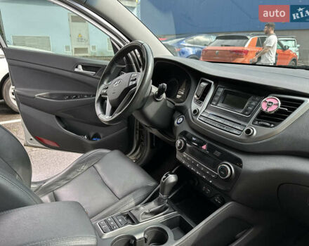 Хендай Туксон, об'ємом двигуна 2 л та пробігом 90 тис. км за 20500 $, фото 14 на Automoto.ua