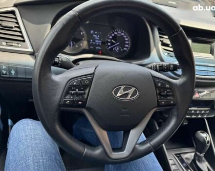 Хендай Туксон, объемом двигателя 2 л и пробегом 87 тыс. км за 17500 $, фото 23 на Automoto.ua