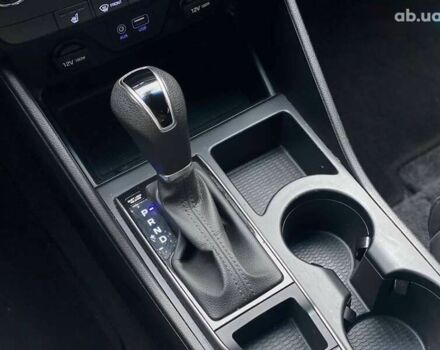 Хендай Туксон, объемом двигателя 1.7 л и пробегом 99 тыс. км за 15500 $, фото 28 на Automoto.ua