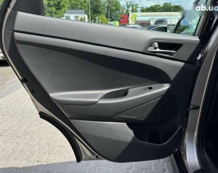 Хендай Туксон, объемом двигателя 2 л и пробегом 87 тыс. км за 17500 $, фото 29 на Automoto.ua