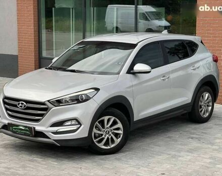 Хендай Туксон, объемом двигателя 1.7 л и пробегом 110 тыс. км за 15500 $, фото 2 на Automoto.ua