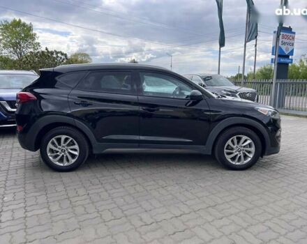 Хендай Туксон, объемом двигателя 2 л и пробегом 135 тыс. км за 14690 $, фото 2 на Automoto.ua