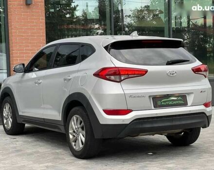 Хендай Туксон, объемом двигателя 1.7 л и пробегом 110 тыс. км за 15500 $, фото 10 на Automoto.ua