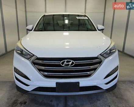 Хендай Туксон 2016 в Черновцах на Automoto.ua Хендай Туксон, объемом двигателя 1.59 л и пробегом 139 тыс. км за 2600 $, фото 4 на Automoto.ua