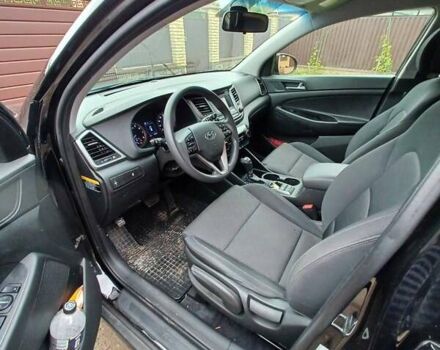 Хендай Туксон, объемом двигателя 2 л и пробегом 126 тыс. км за 15700 $, фото 9 на Automoto.ua