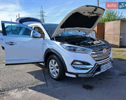 Хендай Туксон, об'ємом двигуна 2 л та пробігом 144 тис. км за 17400 $, фото 2 на Automoto.ua