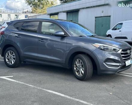 Хендай Туксон, объемом двигателя 2 л и пробегом 141 тыс. км за 16590 $, фото 3 на Automoto.ua