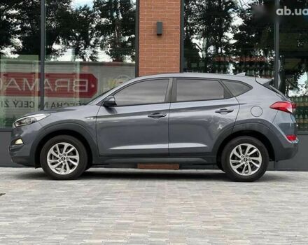 Хендай Туксон, объемом двигателя 1.7 л и пробегом 134 тыс. км за 15990 $, фото 5 на Automoto.ua