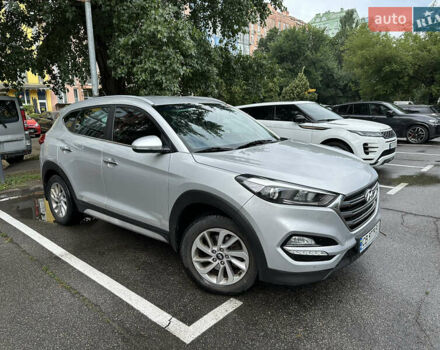 Хендай Туксон, об'ємом двигуна 2 л та пробігом 90 тис. км за 20500 $, фото 4 на Automoto.ua