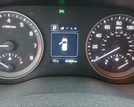 Хендай Туксон, объемом двигателя 2 л и пробегом 73 тыс. км за 17500 $, фото 6 на Automoto.ua