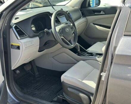 Хендай Туксон, объемом двигателя 2 л и пробегом 141 тыс. км за 16590 $, фото 11 на Automoto.ua