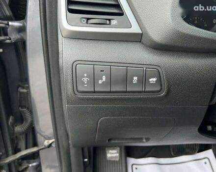 Хендай Туксон, объемом двигателя 1.6 л и пробегом 188 тыс. км за 15990 $, фото 25 на Automoto.ua