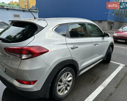 Хендай Туксон, об'ємом двигуна 2 л та пробігом 90 тис. км за 20500 $, фото 8 на Automoto.ua