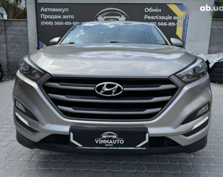 Хендай Туксон, объемом двигателя 2 л и пробегом 87 тыс. км за 17500 $, фото 5 на Automoto.ua