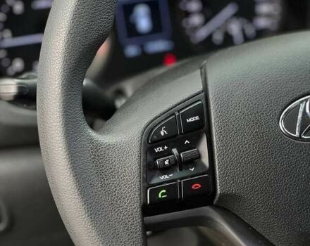 Хендай Туксон, объемом двигателя 1.7 л и пробегом 134 тыс. км за 15990 $, фото 22 на Automoto.ua