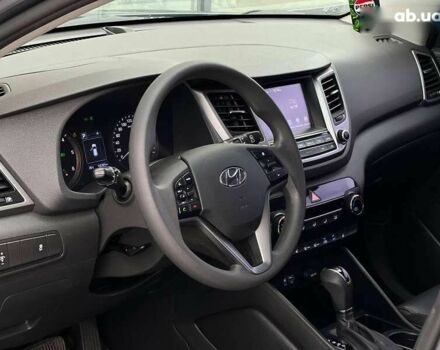 Хендай Туксон 2016 в Киеве на Automoto.ua Хендай Туксон, объемом двигателя 1.7 л и пробегом 134 тыс. км за 15990 $, фото 16 на Automoto.ua