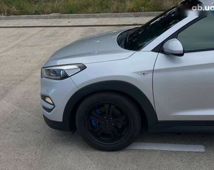 Хендай Туксон 2016 в Киеве на Automoto.ua Хендай Туксон, объемом двигателя 1.7 л и пробегом 99 тыс. км за 16490 $, фото 11 на Automoto.ua