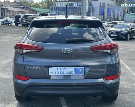 Хендай Туксон, объемом двигателя 2 л и пробегом 141 тыс. км за 16590 $, фото 4 на Automoto.ua