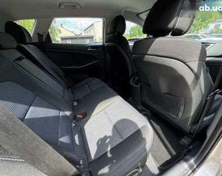Хендай Туксон, объемом двигателя 2 л и пробегом 87 тыс. км за 17500 $, фото 17 на Automoto.ua