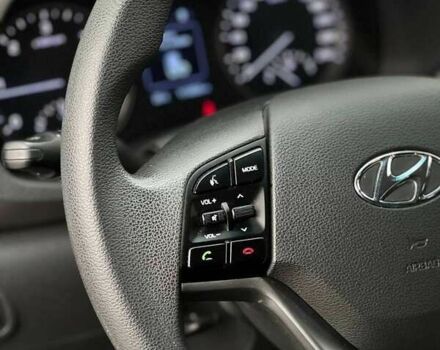 Хендай Туксон, объемом двигателя 1.7 л и пробегом 110 тыс. км за 15990 $, фото 26 на Automoto.ua