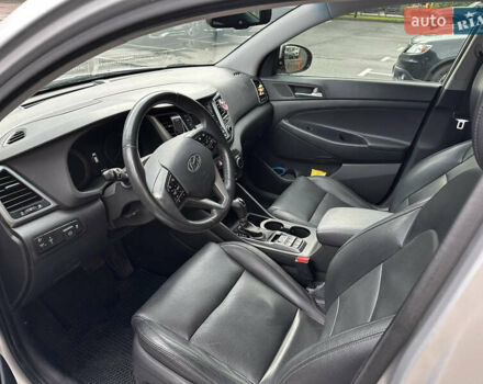 Хендай Туксон, об'ємом двигуна 2 л та пробігом 90 тис. км за 20500 $, фото 12 на Automoto.ua