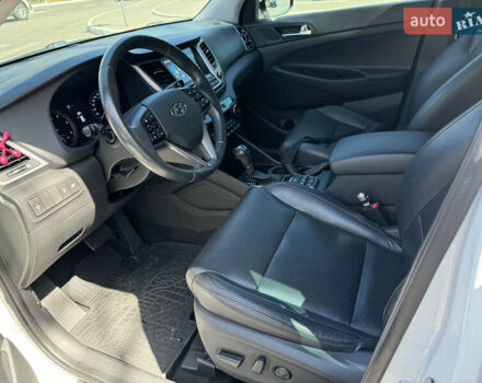 Хендай Туксон, объемом двигателя 2 л и пробегом 65 тыс. км за 25500 $, фото 8 на Automoto.ua