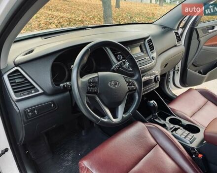 Хендай Туксон, объемом двигателя 2 л и пробегом 100 тыс. км за 21000 $, фото 12 на Automoto.ua
