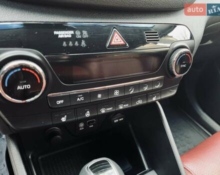Хендай Туксон, объемом двигателя 2 л и пробегом 100 тыс. км за 21000 $, фото 14 на Automoto.ua