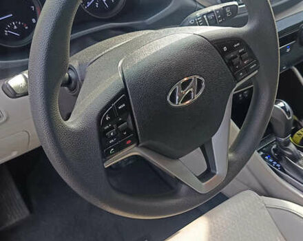 Хендай Туксон, объемом двигателя 2 л и пробегом 125 тыс. км за 15700 $, фото 23 на Automoto.ua