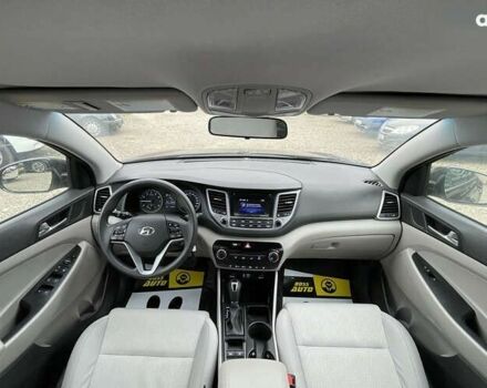 Хендай Туксон, объемом двигателя 2 л и пробегом 108 тыс. км за 14999 $, фото 18 на Automoto.ua