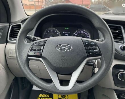 Хендай Туксон, объемом двигателя 2 л и пробегом 108 тыс. км за 14999 $, фото 14 на Automoto.ua