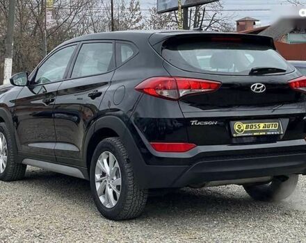 Хендай Туксон, объемом двигателя 2 л и пробегом 108 тыс. км за 14999 $, фото 3 на Automoto.ua