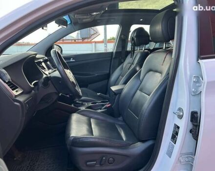 Хендай Туксон, объемом двигателя 1.6 л и пробегом 152 тыс. км за 18990 $, фото 10 на Automoto.ua