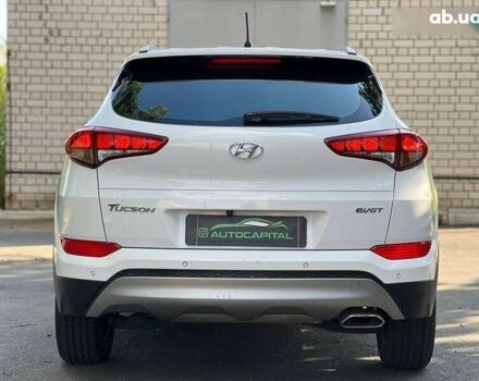 Хендай Туксон, об'ємом двигуна 1.7 л та пробігом 145 тис. км за 17490 $, фото 9 на Automoto.ua