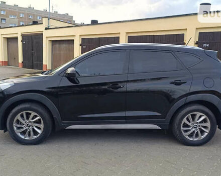 Хендай Туксон, объемом двигателя 2 л и пробегом 125 тыс. км за 15700 $, фото 4 на Automoto.ua