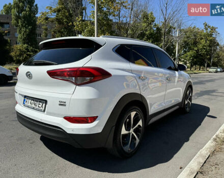 Хендай Туксон, объемом двигателя 2 л и пробегом 65 тыс. км за 25500 $, фото 4 на Automoto.ua