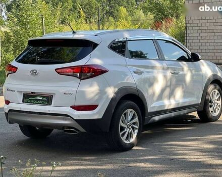 Хендай Туксон, об'ємом двигуна 1.7 л та пробігом 145 тис. км за 17490 $, фото 7 на Automoto.ua