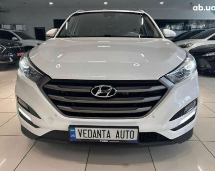 Хендай Туксон, объемом двигателя 2 л и пробегом 213 тыс. км за 18900 $, фото 1 на Automoto.ua