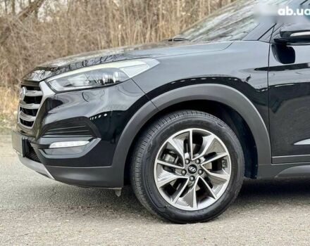 Хендай Туксон, объемом двигателя 2 л и пробегом 95 тыс. км за 19900 $, фото 3 на Automoto.ua
