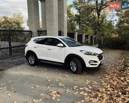 Хендай Туксон, объемом двигателя 2 л и пробегом 100 тыс. км за 21000 $, фото 6 на Automoto.ua
