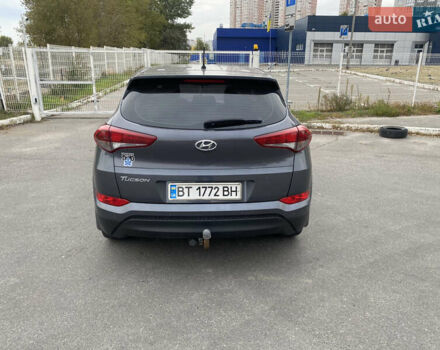 Хендай Туксон, объемом двигателя 2 л и пробегом 195 тыс. км за 16000 $, фото 2 на Automoto.ua