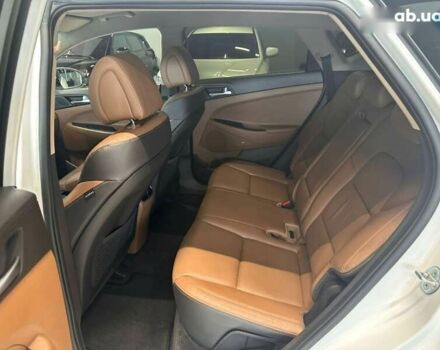 Хендай Туксон, объемом двигателя 2 л и пробегом 213 тыс. км за 18900 $, фото 21 на Automoto.ua