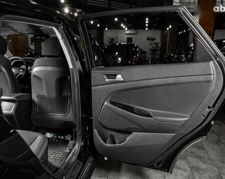 Хендай Туксон, объемом двигателя 2 л и пробегом 58 тыс. км за 17500 $, фото 26 на Automoto.ua