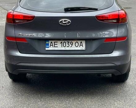 Хендай Туксон, объемом двигателя 2 л и пробегом 144 тыс. км за 19000 $, фото 5 на Automoto.ua